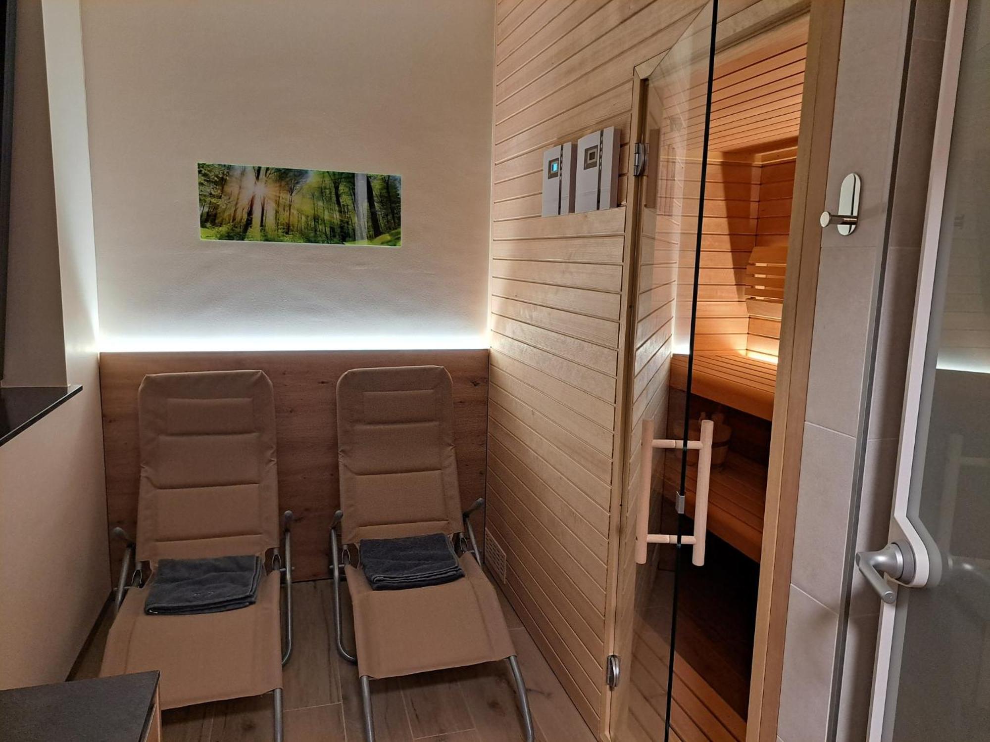 S&B'S Retreat Apartment Godovic Luaran gambar